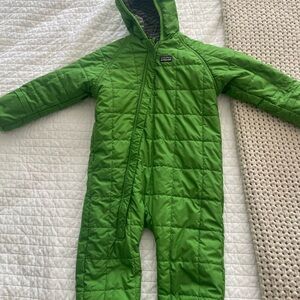 Patagonia green snowsuit size 3T